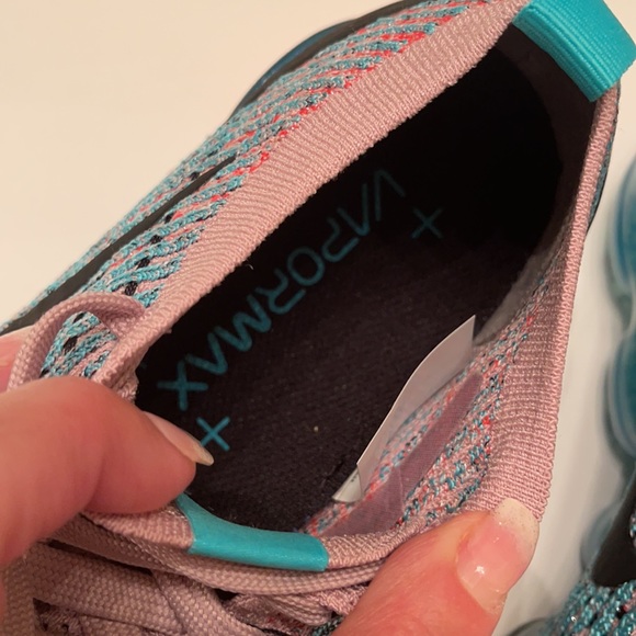 🖤SOLD🖤 NWT Nike Air VaporMax south beach - Picture 9 of 10